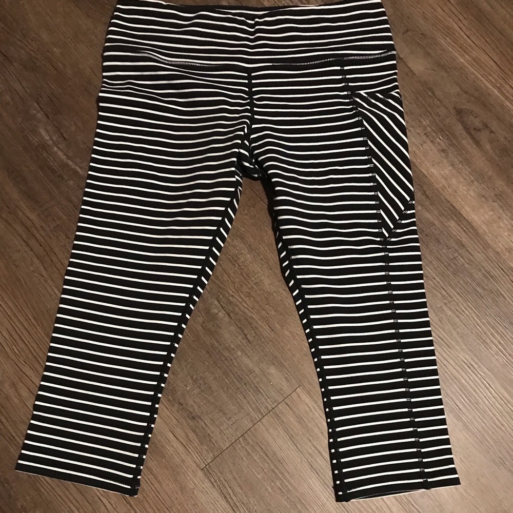 Glyder Capri leggings